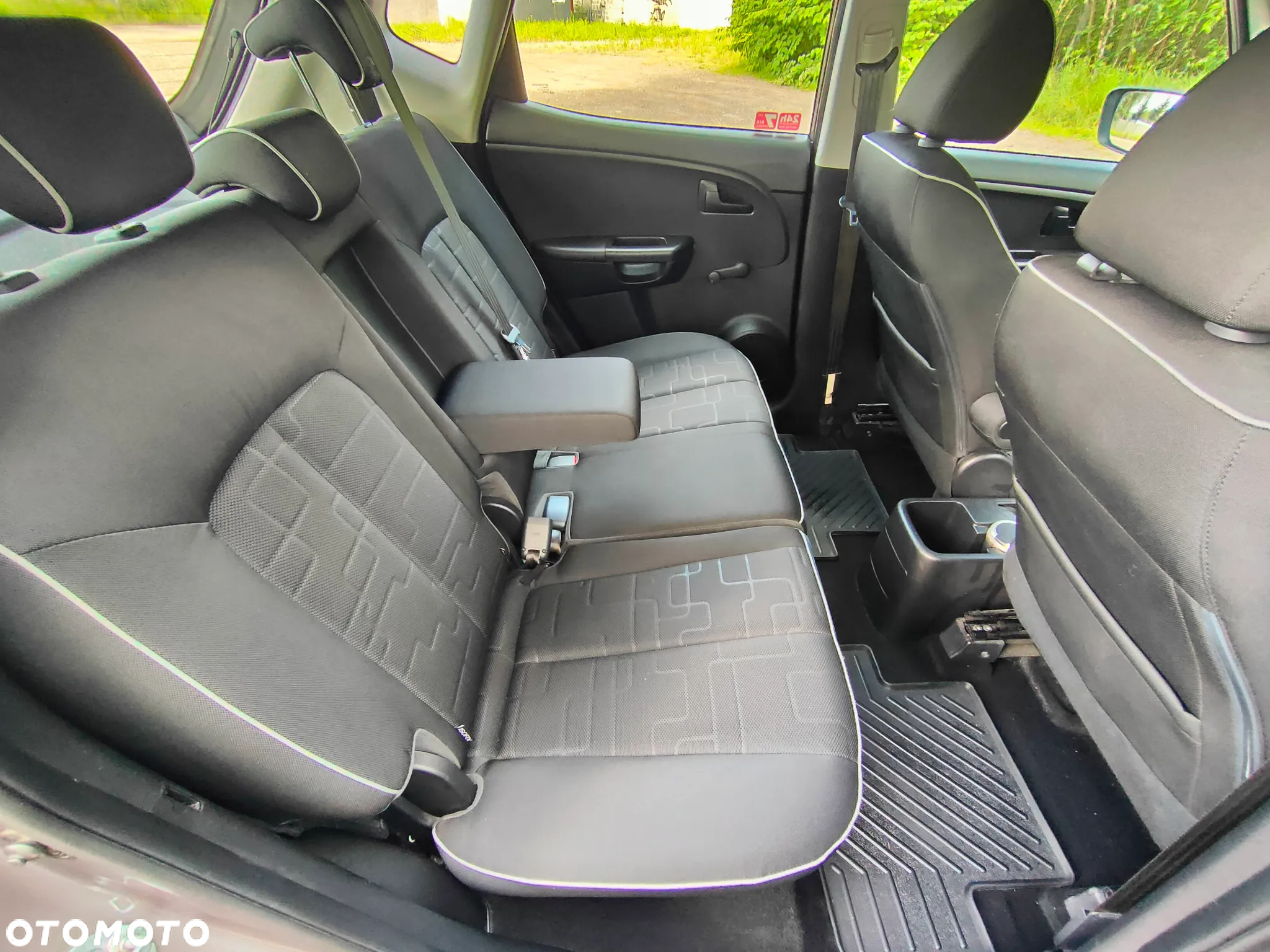 Kia Venga 1.6 M - 19