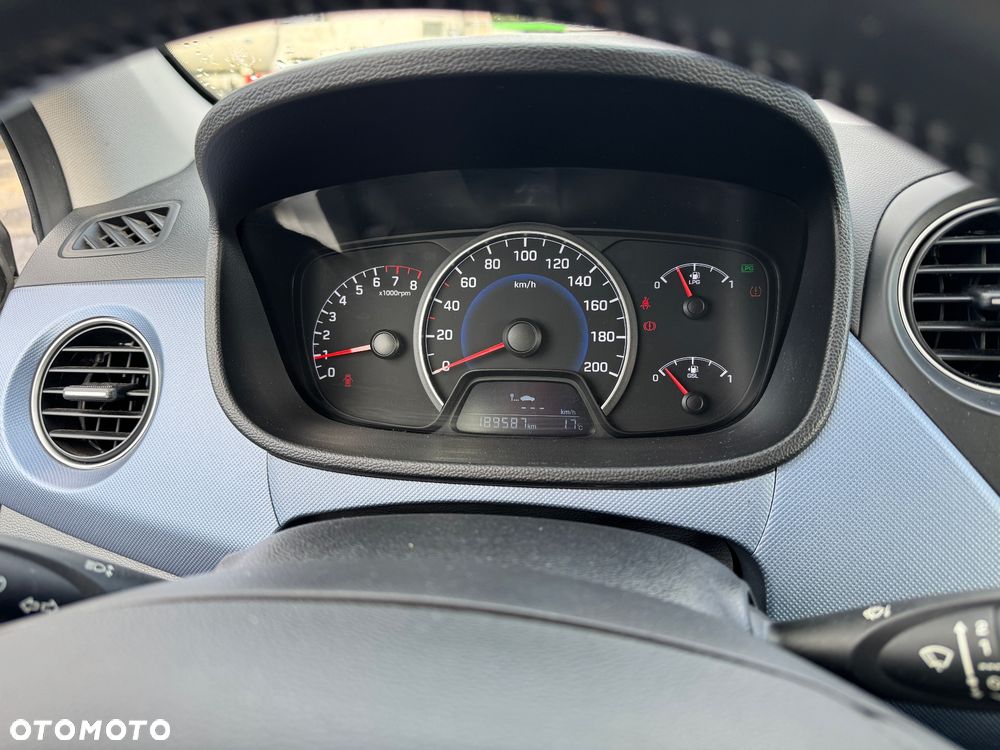 Hyundai i10 1.0 Premium - 15