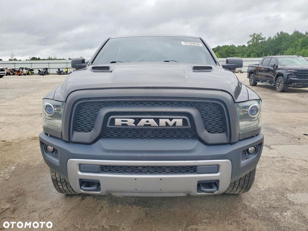 Dodge RAM 5.7 4x4 - 2