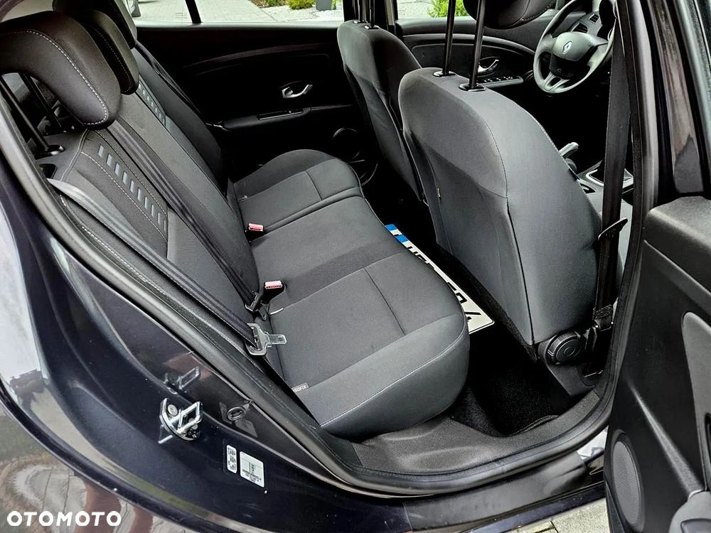 Renault Megane 1.6 16V 110 Paris - 21