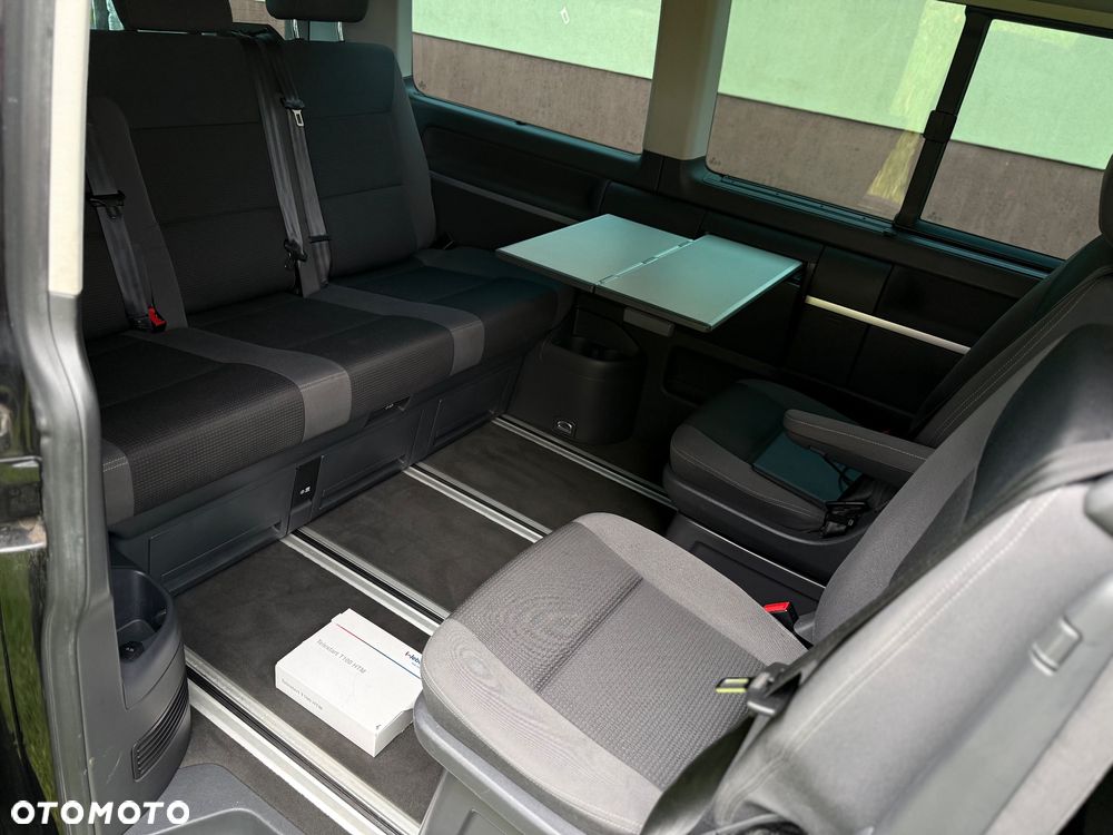 Volkswagen Multivan - 34