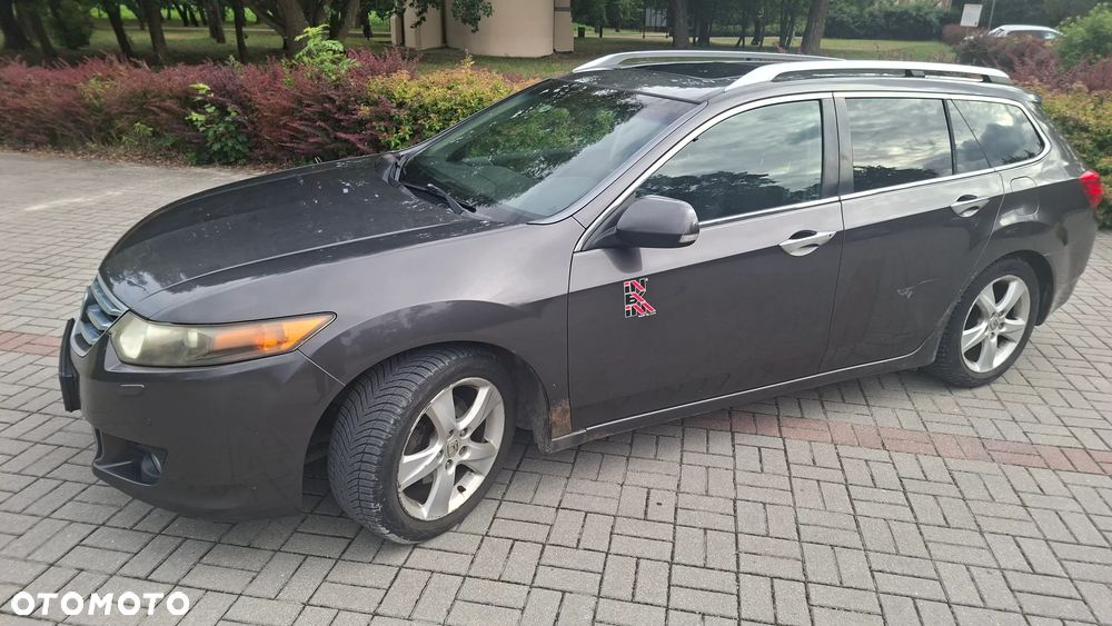 Honda Accord 2.0 Executive - 1