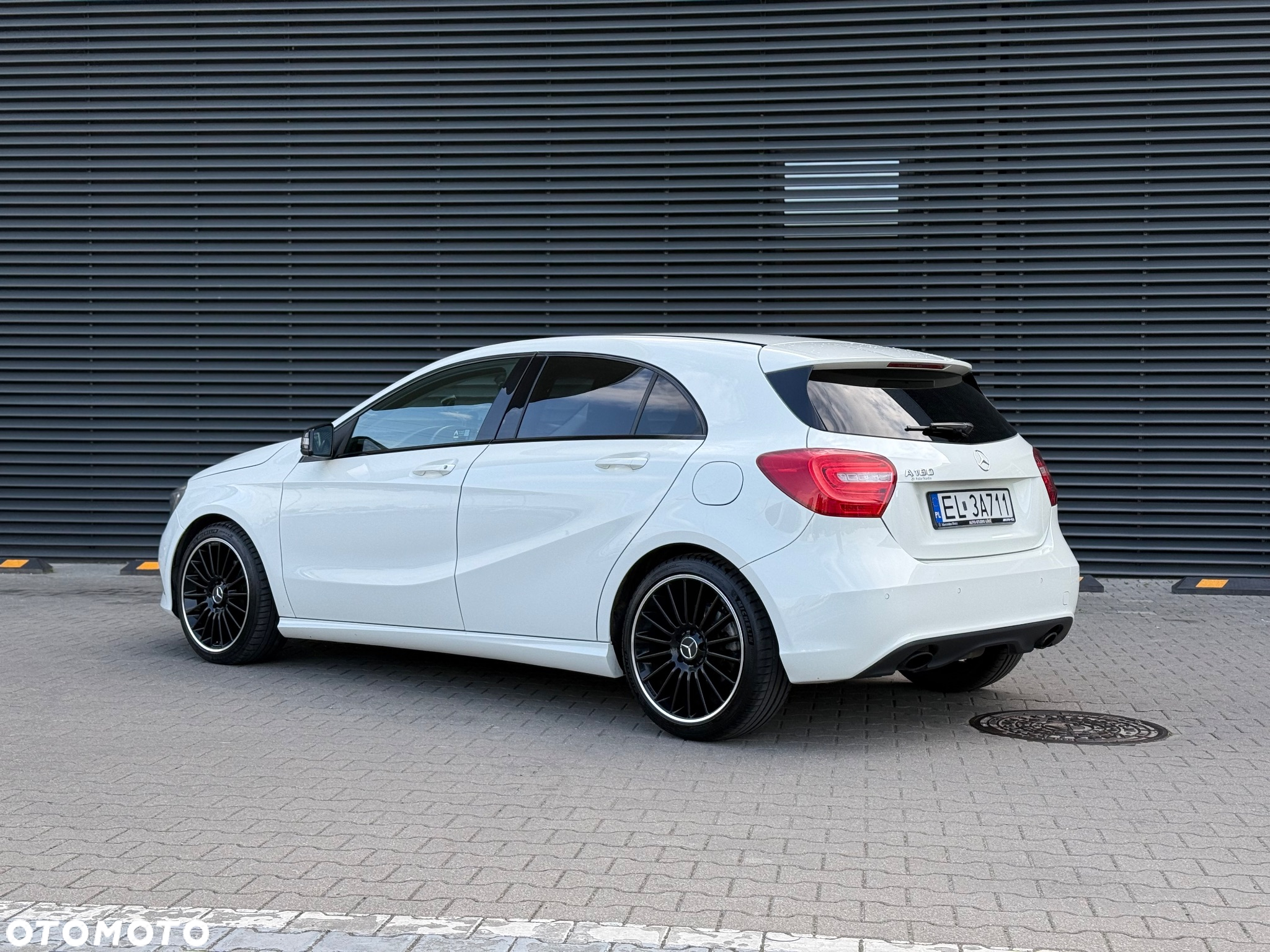 Mercedes-Benz Klasa A 180 7G-DCT Urban - 5