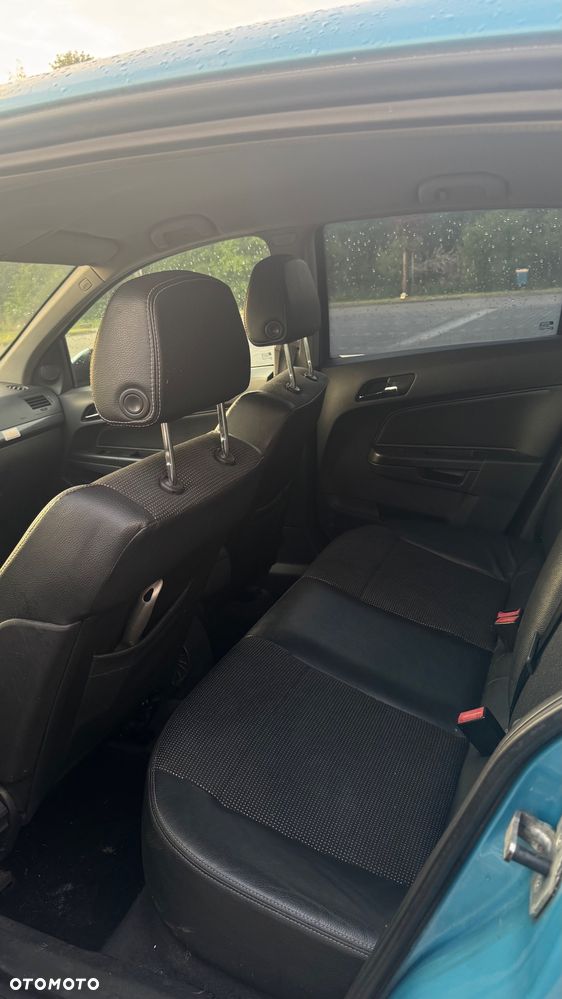 Opel Astra 2.0 Turbo Cosmo - 17
