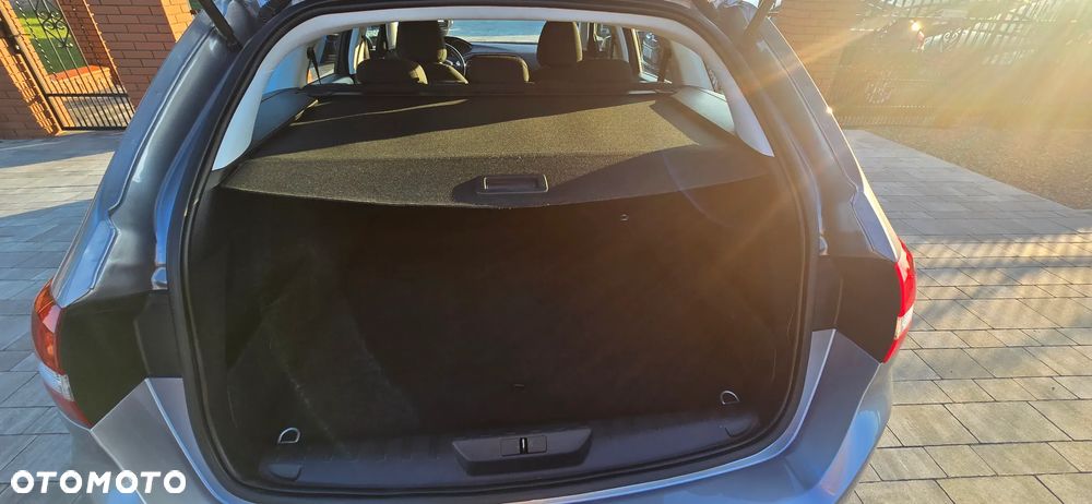 Peugeot 308 1.2 PureTech Allure S&S - 26