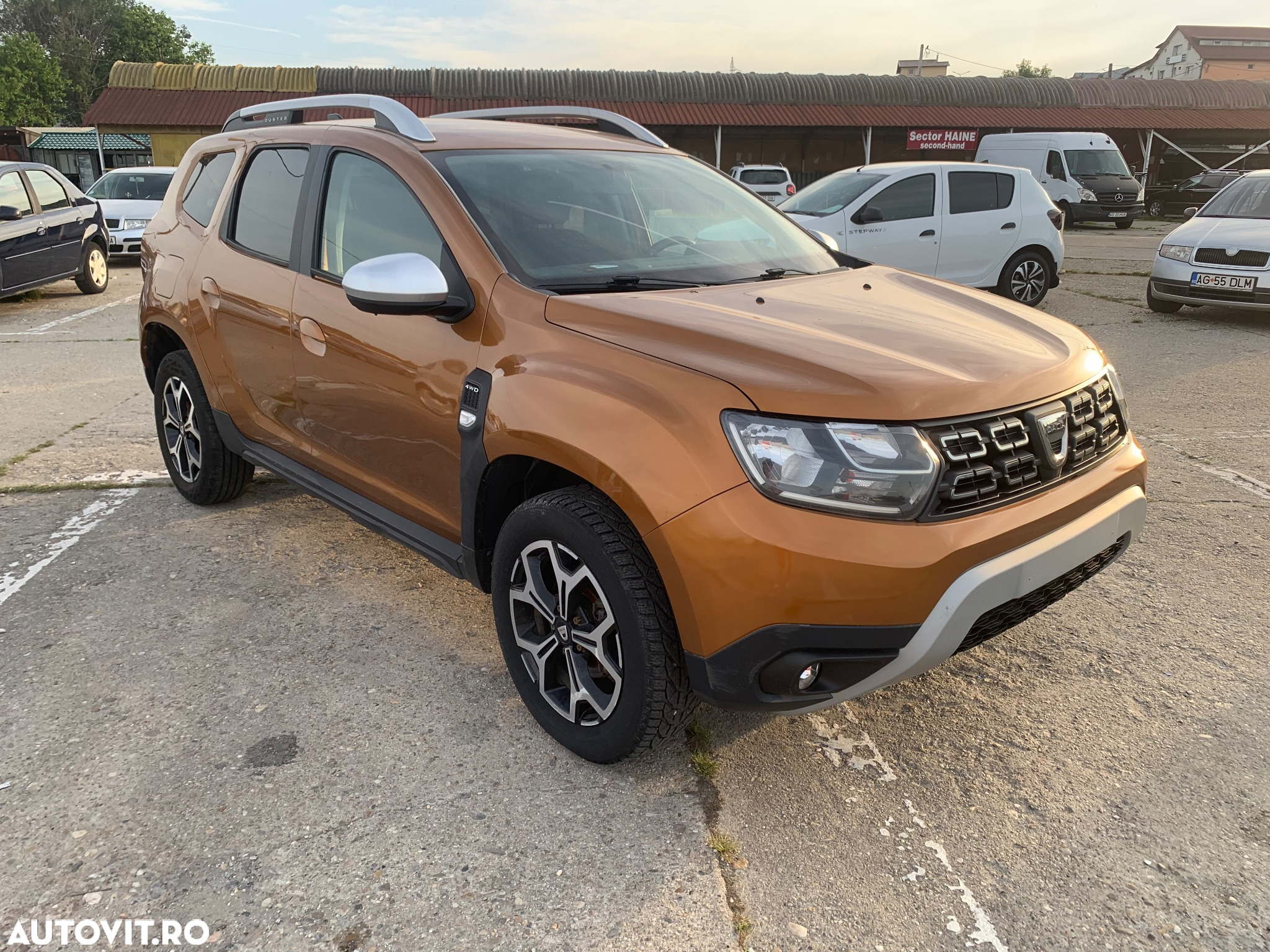 Dacia Duster 1.6 SCe 4WD Prestige jante 17" - 3
