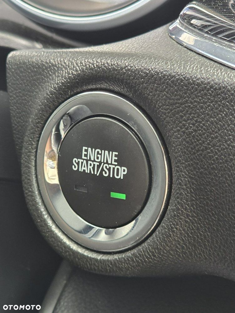 Opel Insignia - 38
