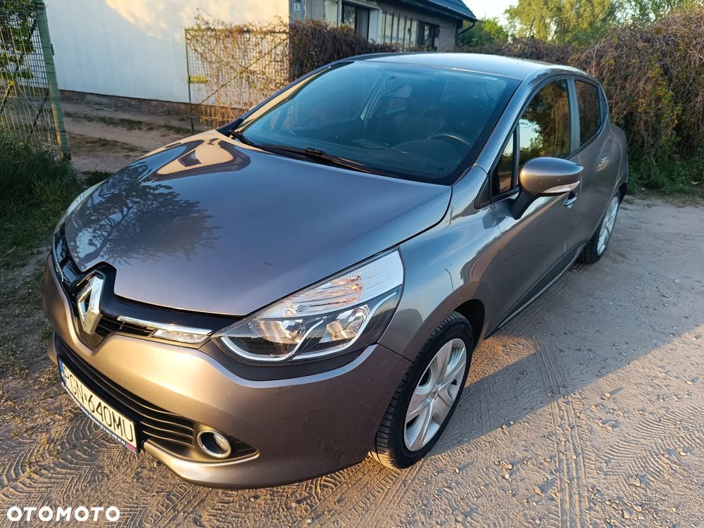 Renault Clio - 16