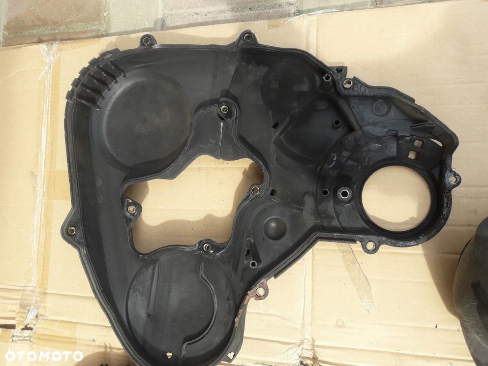 Mazda 6 MPV 2.0 citd obudowa osłona rozrządu RF5C - 6