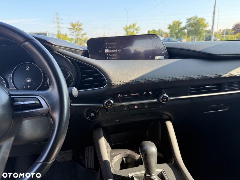 Mazda 3 - 16