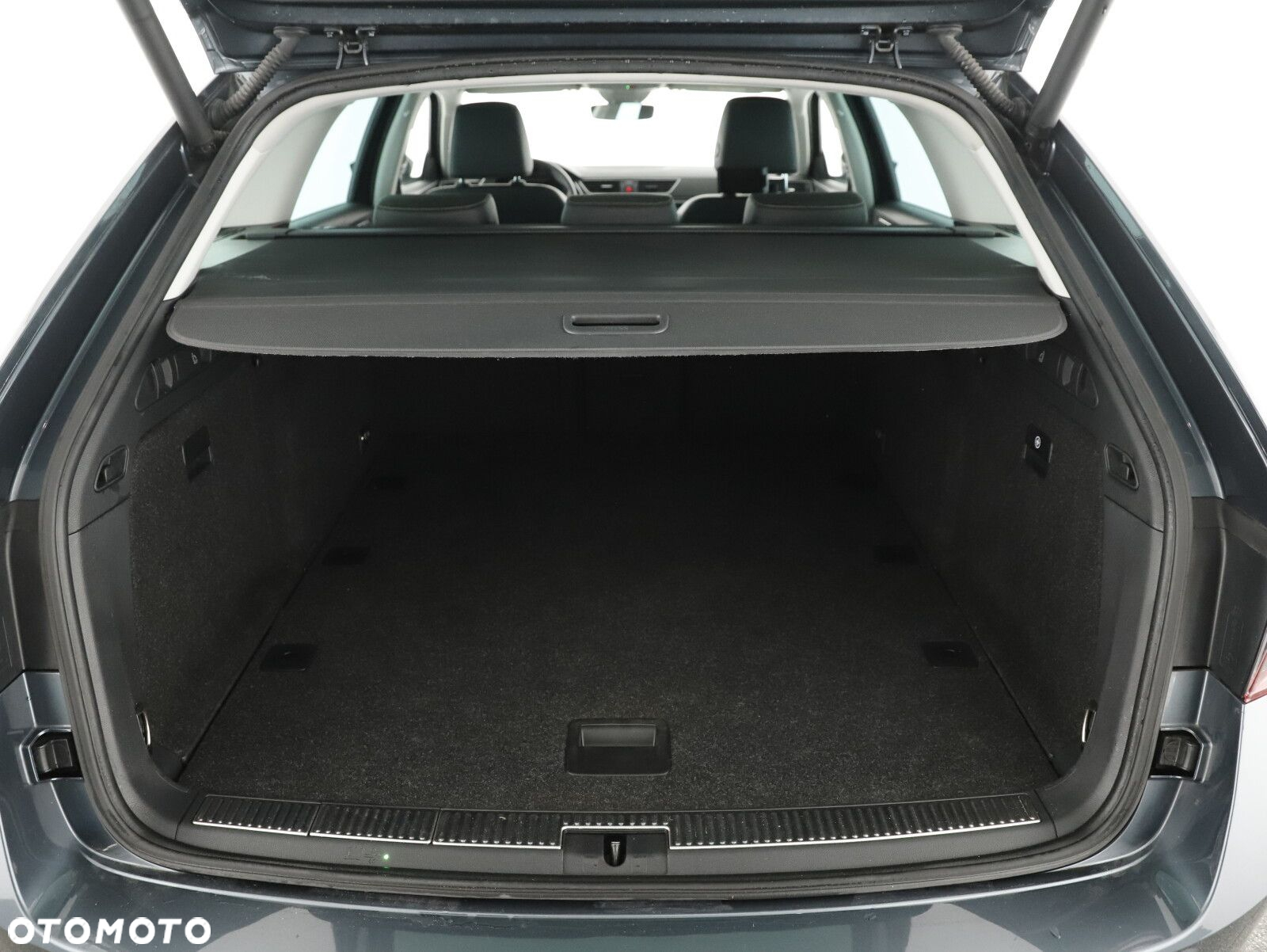 Skoda Superb 2.0 TDI SCR L&K DSG - 26