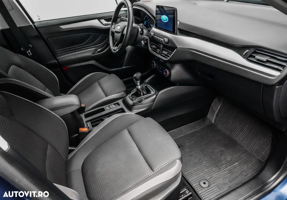 Ford Focus 1.0 EcoBoost Titanium Business - 12