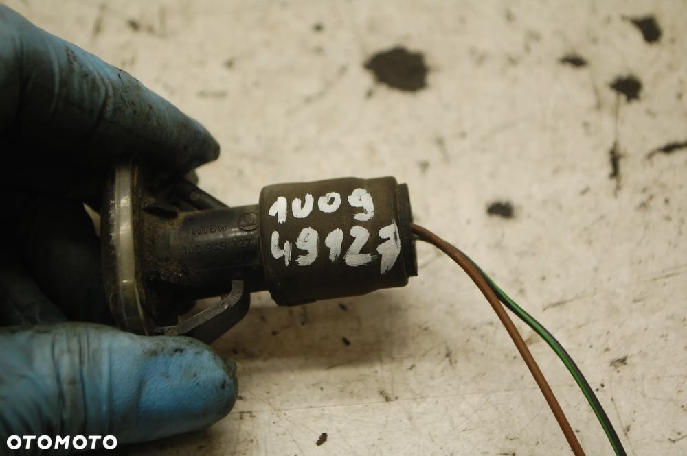 KIERUNKOWSKAZ W BŁOTNIK 1U0949127 SKODA ROOMSTER PRAKTIK - 3