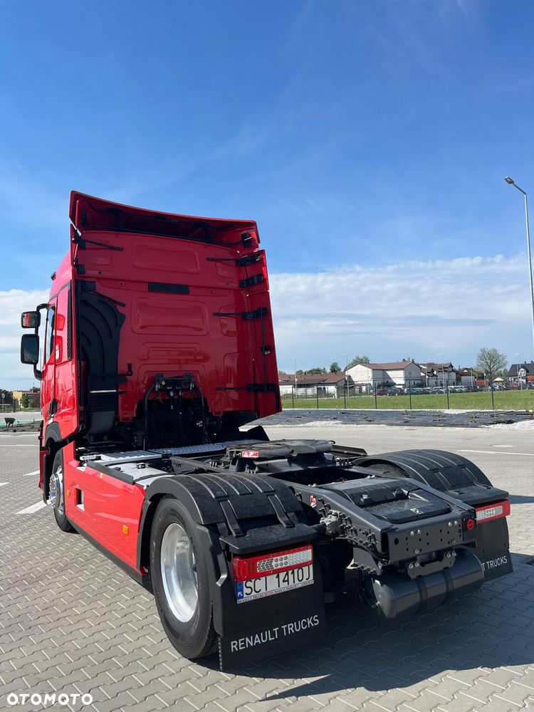 Renault T 520KM - 5