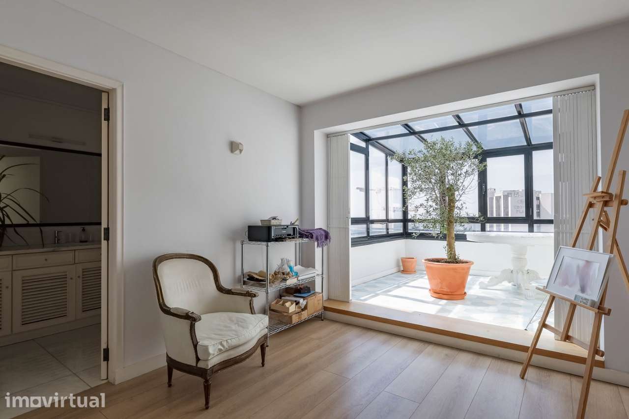 Penthouse em Duplex no Centro do Porto - Grande imagem: 2/28