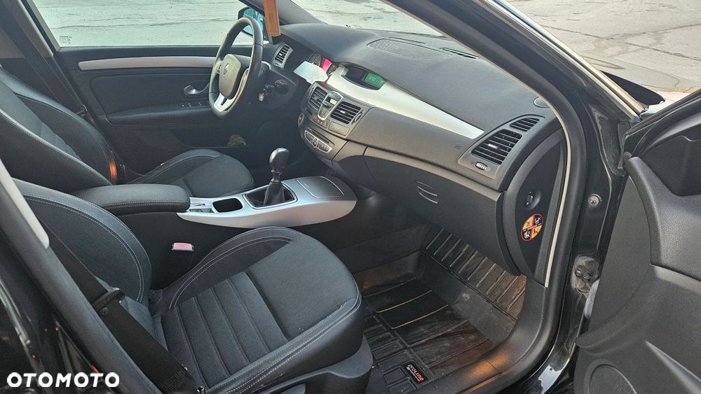 Renault Laguna Grandtour 2.0 dCi Dynamique - 10