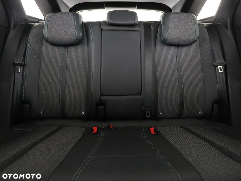 Peugeot 3008 225 e-EAT8 Allure Pack - 18