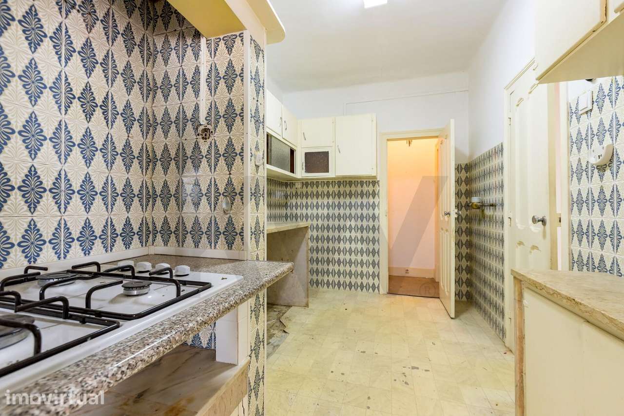 T1 para remodelação total em Campolide / Amoreiras - Grande imagem: 4/25