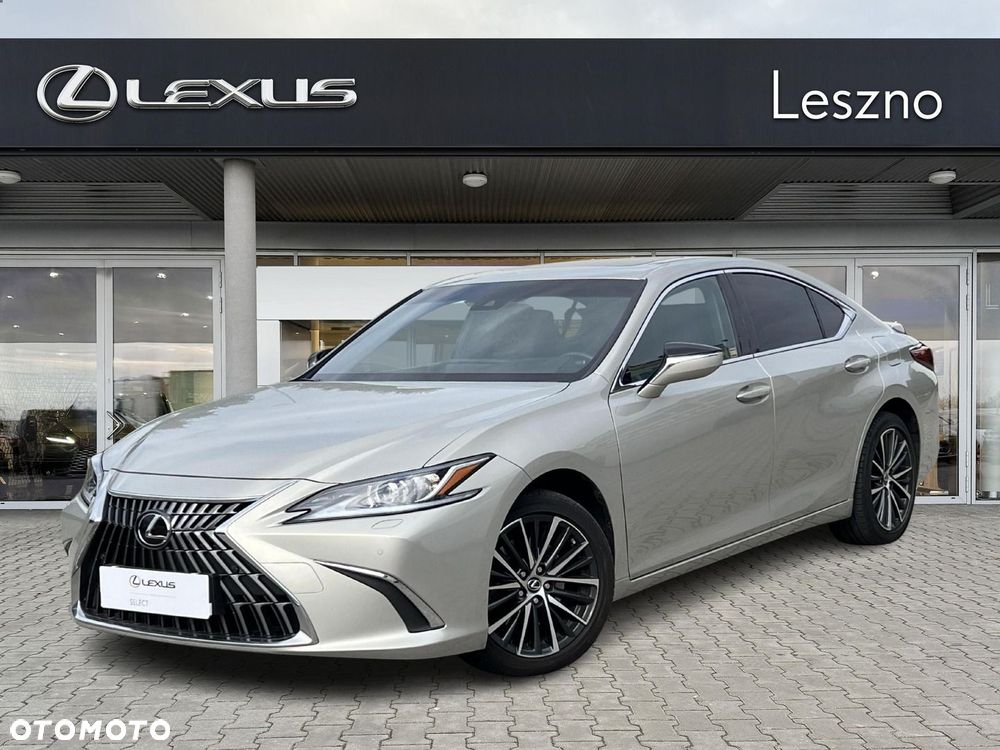 Lexus ES 300h Business Edition