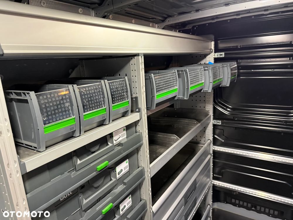 Volkswagen CRAFTER MAXI LONG XXL, MODEL L4H2, MOCNY SILNIK 2.0TDI 177KM, Euro6, Skrzynia automatyczna 8-biegów, ZABUDOWA WARSZTATOWA BOTT, Instalacja 230V, REFLEKTORY Bi-LED, KAMERA, NAWIGACJA, FOTEL z REG.+ 2x PODŁOKIETNIKI, Android Auto, Apple CarPlay, 3 OSOBOWY VAN HOMOLOGACJA VAT-1 Fabrycznie WZMOCNIONY! - 22