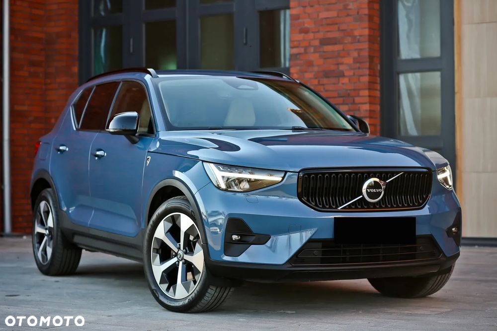 Volvo XC 40 B4 B AWD DKG Ultimate Bright - 6