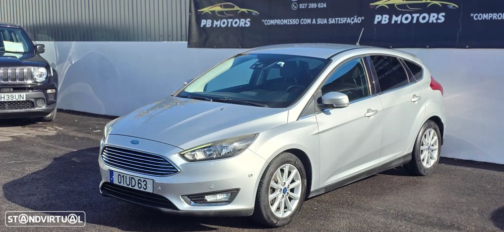 Ford Focus 1.0 EcoBoost Titanium - 20