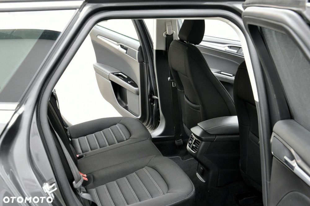 Ford Mondeo - 13