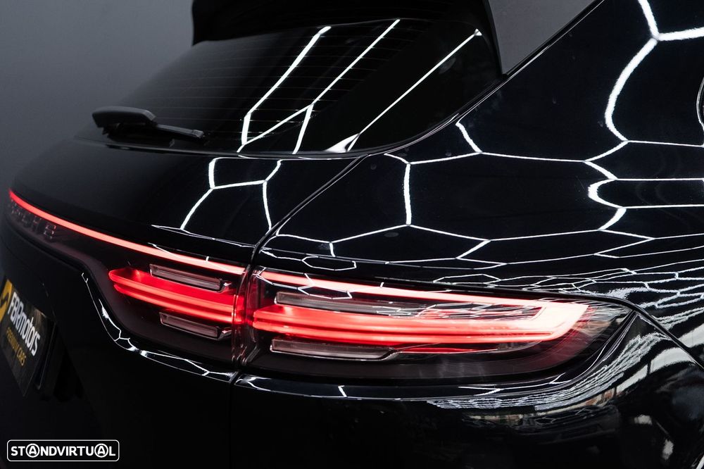 Porsche Cayenne Coupé E-Hybrid - 18