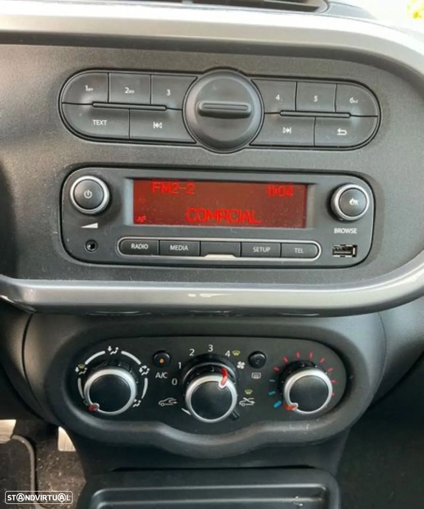 Renault Twingo 1.0 SCe Limited - 12