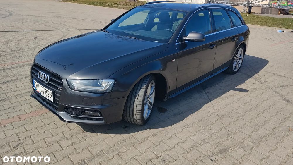 Audi A4 Avant 2.0 TDI DPF clean diesel quattro S tronic S line Sportpaket - 6