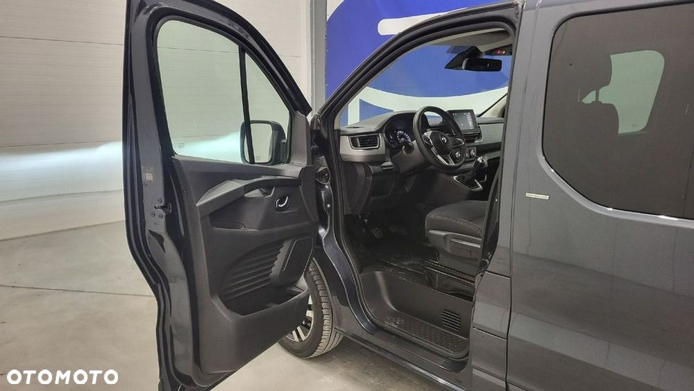 Renault Trafic - 11