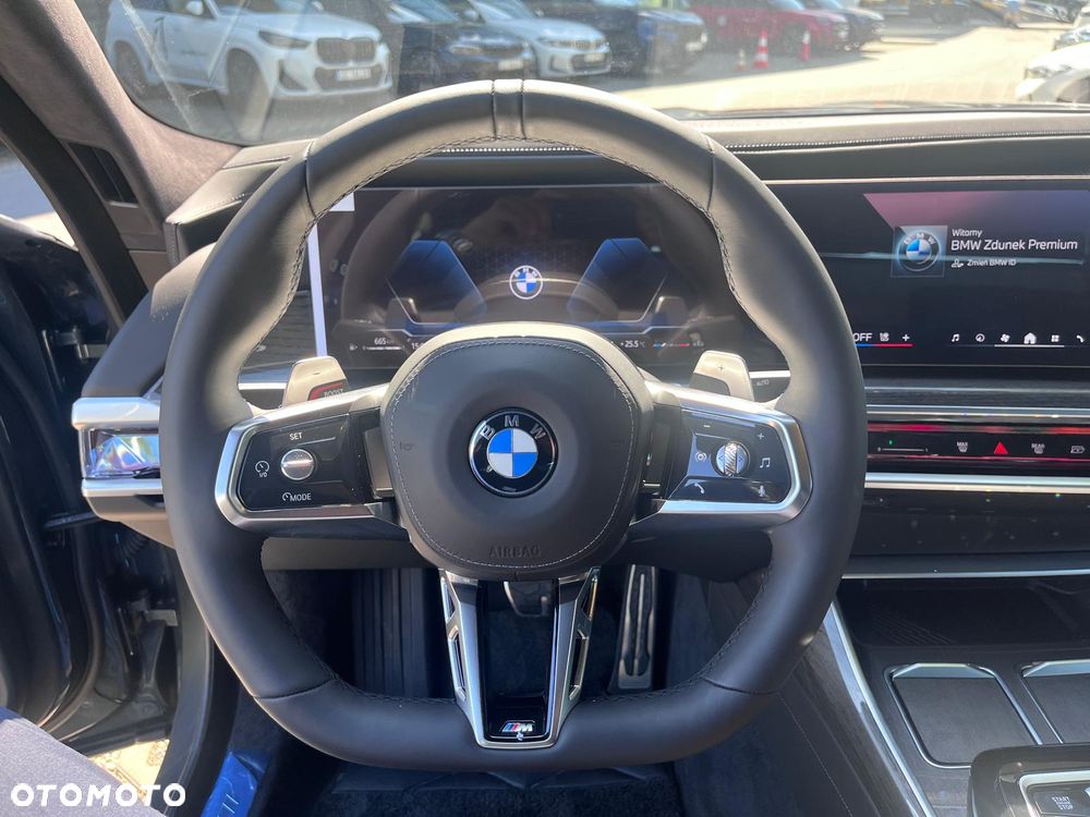 BMW Seria 7 740d xDrive mHEV sport - 17