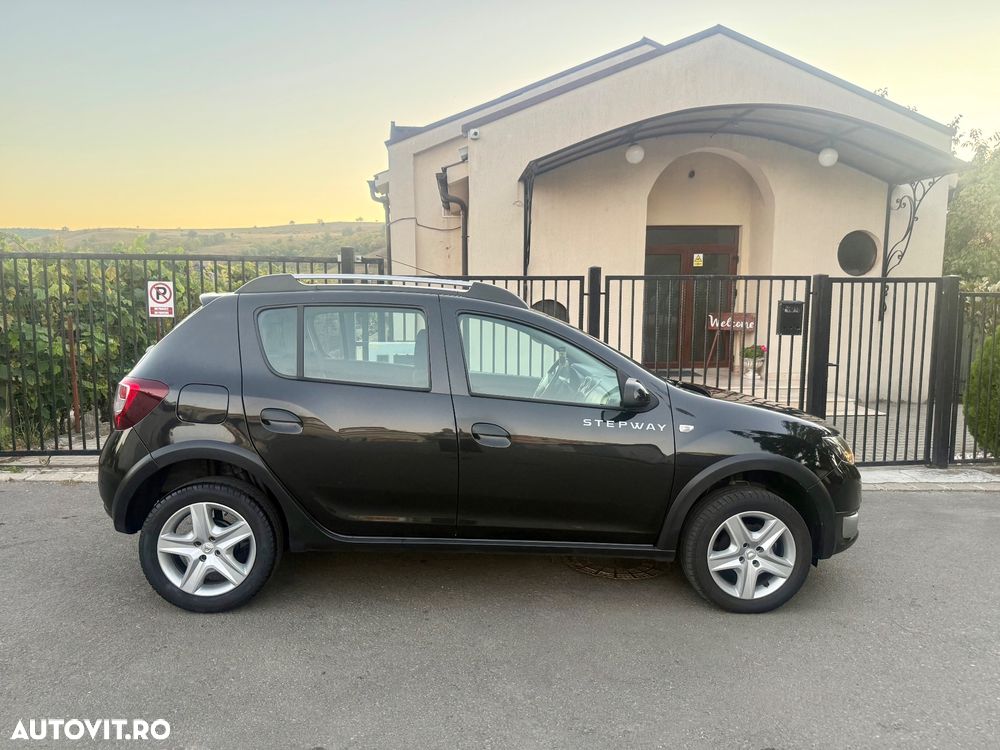 Dacia Sandero Stepway TCe 90 (S&S) Prestige - 8