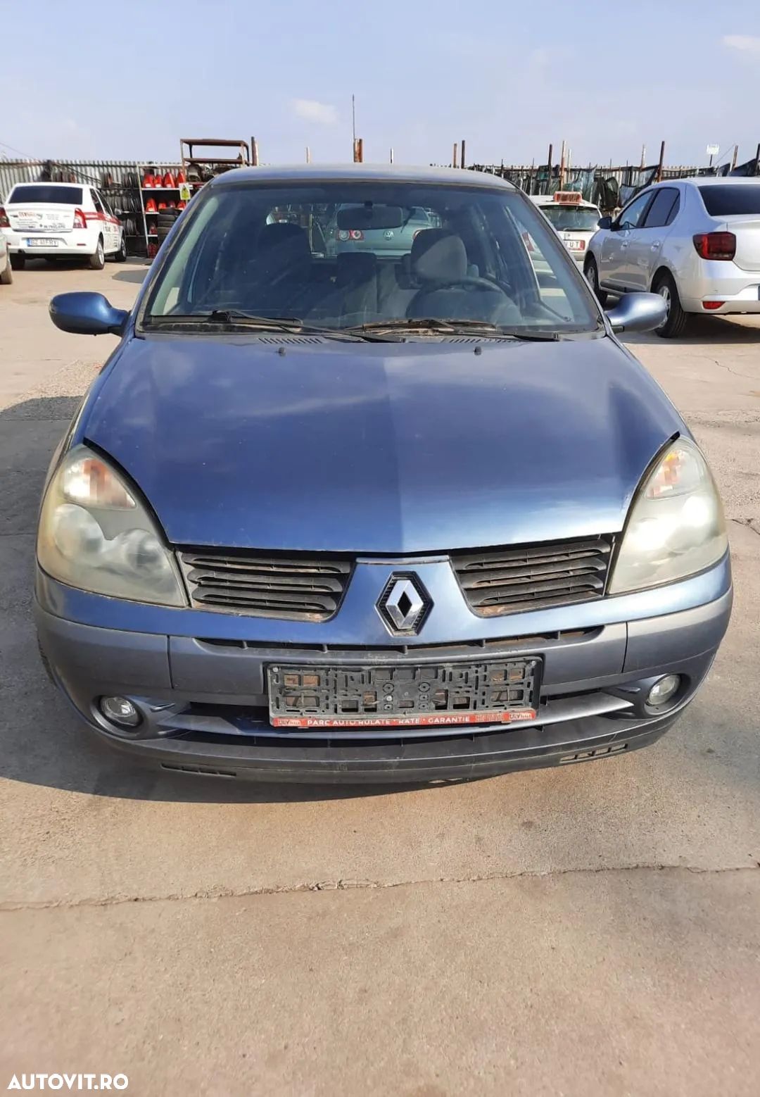 Dezmembram Renault Clio - 1