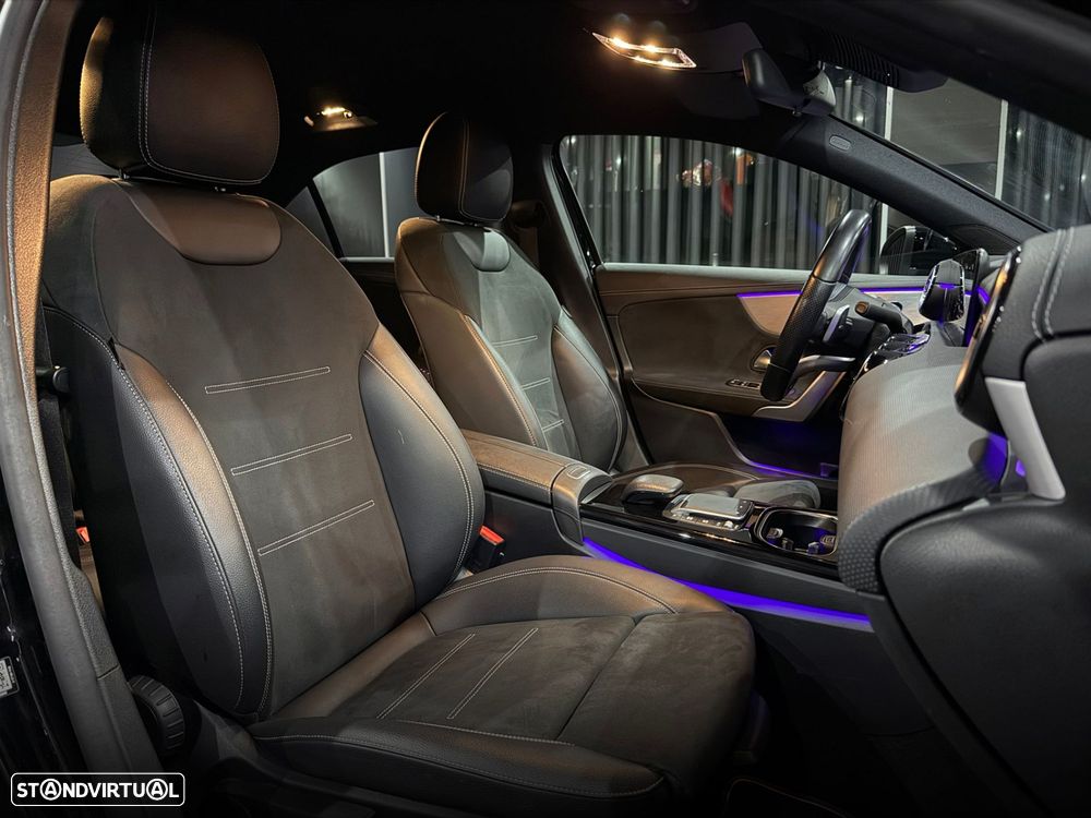Mercedes-Benz A 250 Limousine e 8G-DCT AMG Line - 45