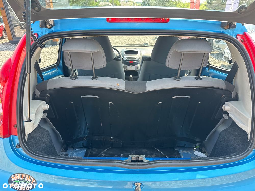 Peugeot 107 1.0 Trendy - 16