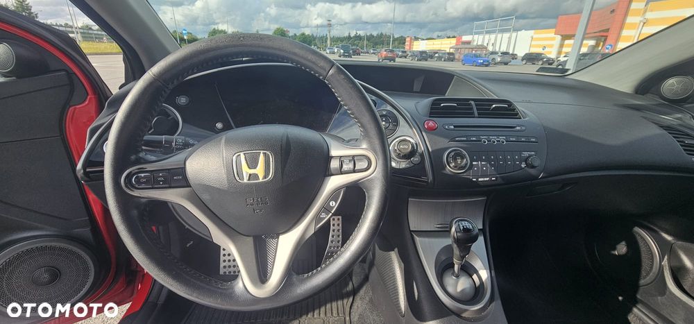 Honda Civic 1.8 Executive - 10