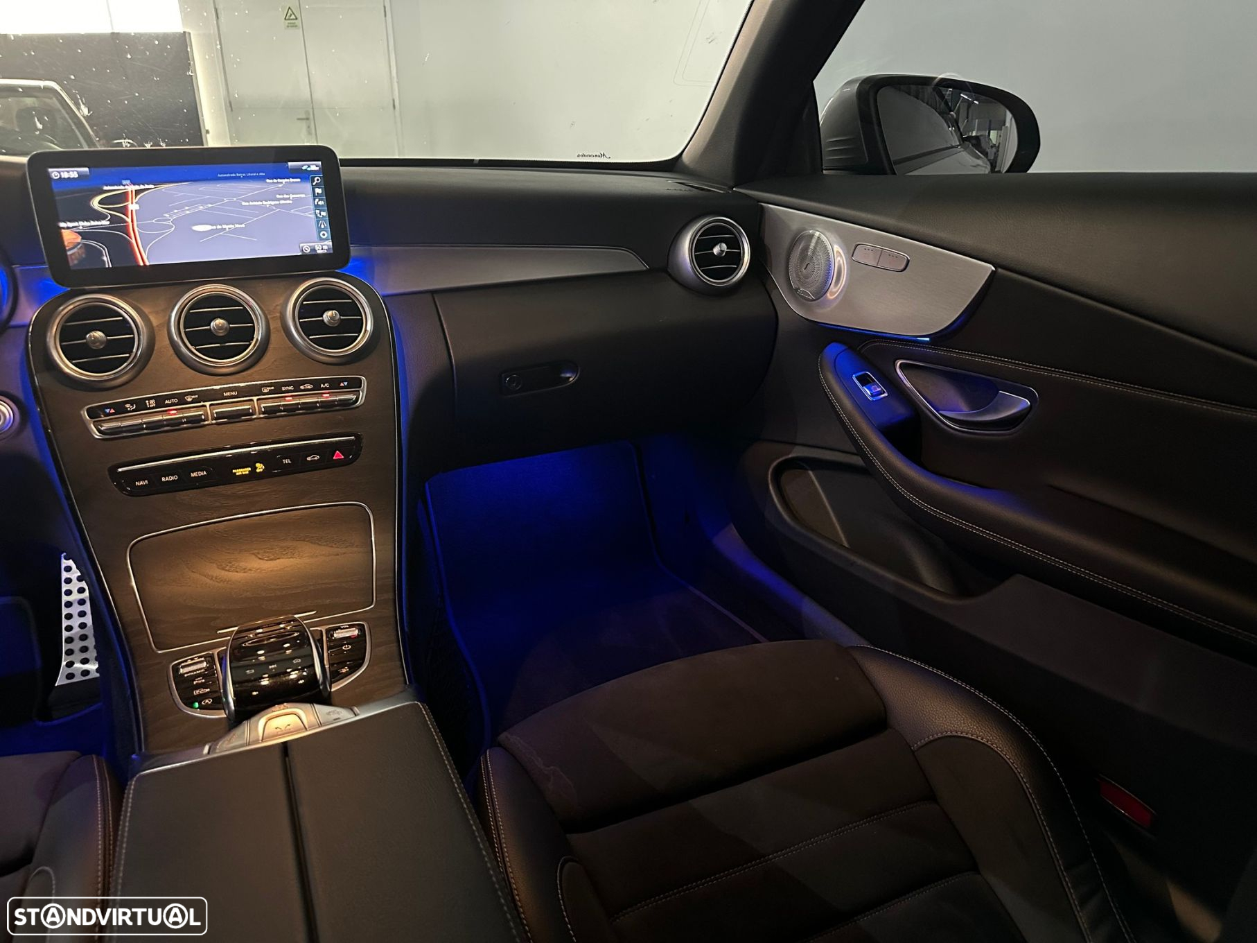 Mercedes-Benz C 200 AMG Line - 14