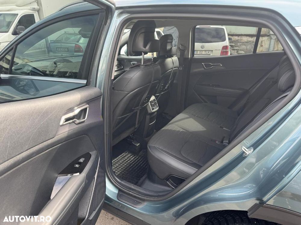 Kia Sportage 1.6 T-GDI HEV 6AT 4x2 Style - 8