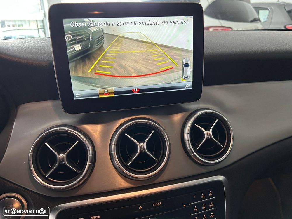 Mercedes-Benz CLA 200 d Shooting Brake AMG Line - 7