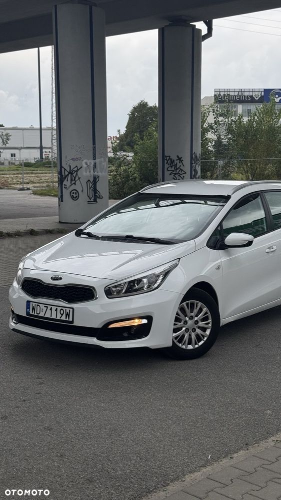 Kia Ceed 1.4 CVVT Attract - 11