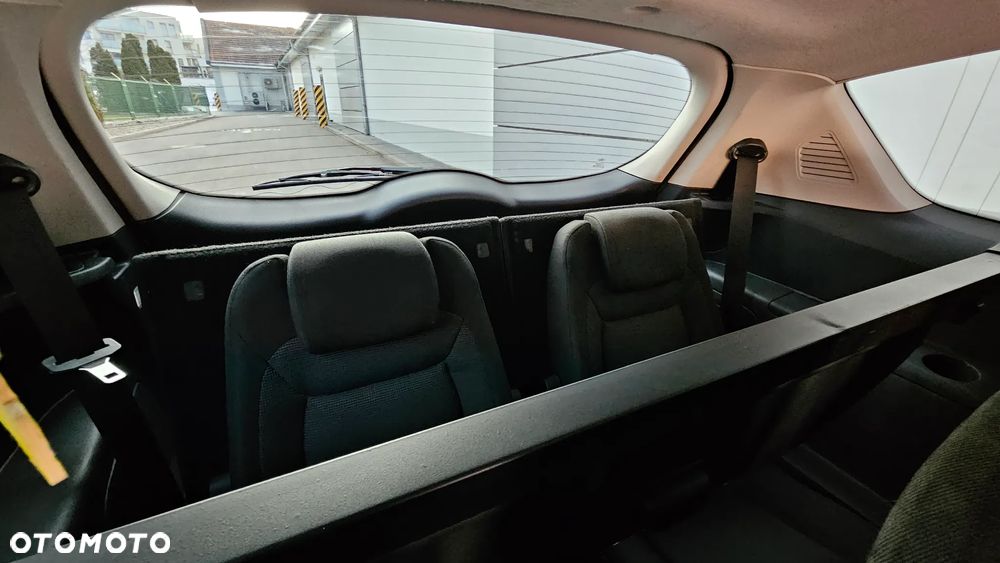 Ford S-Max 2.5 Titanium - 10