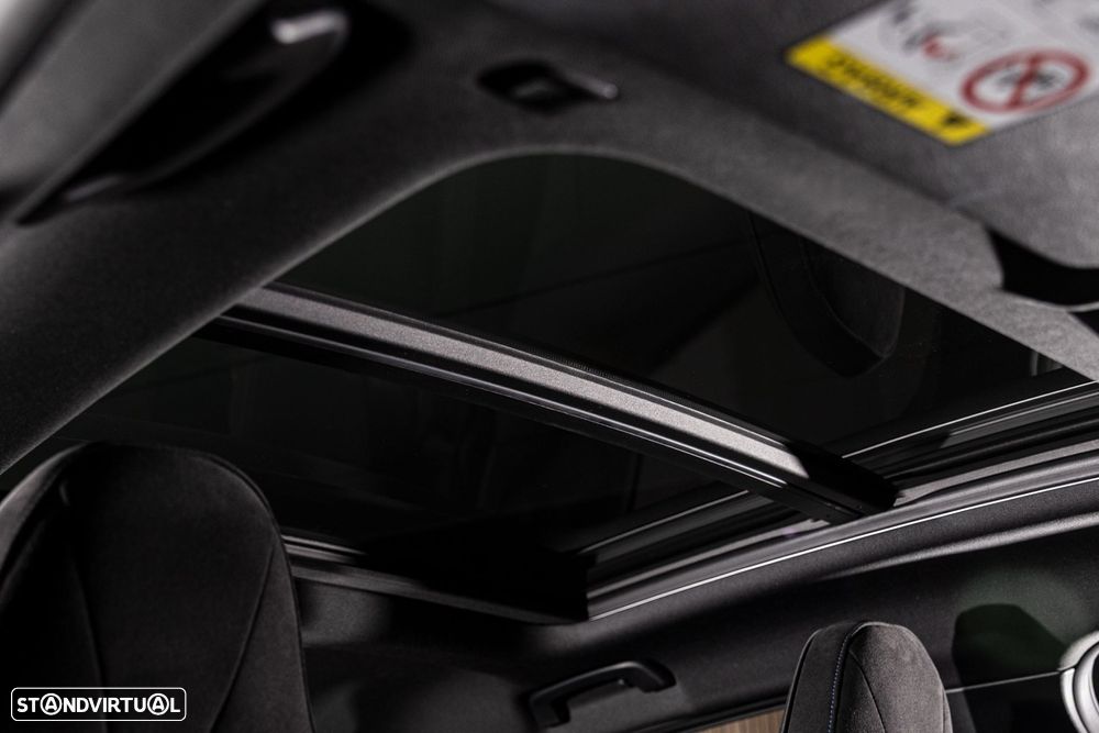 BMW 118 i Pack Desportivo M Auto - 31