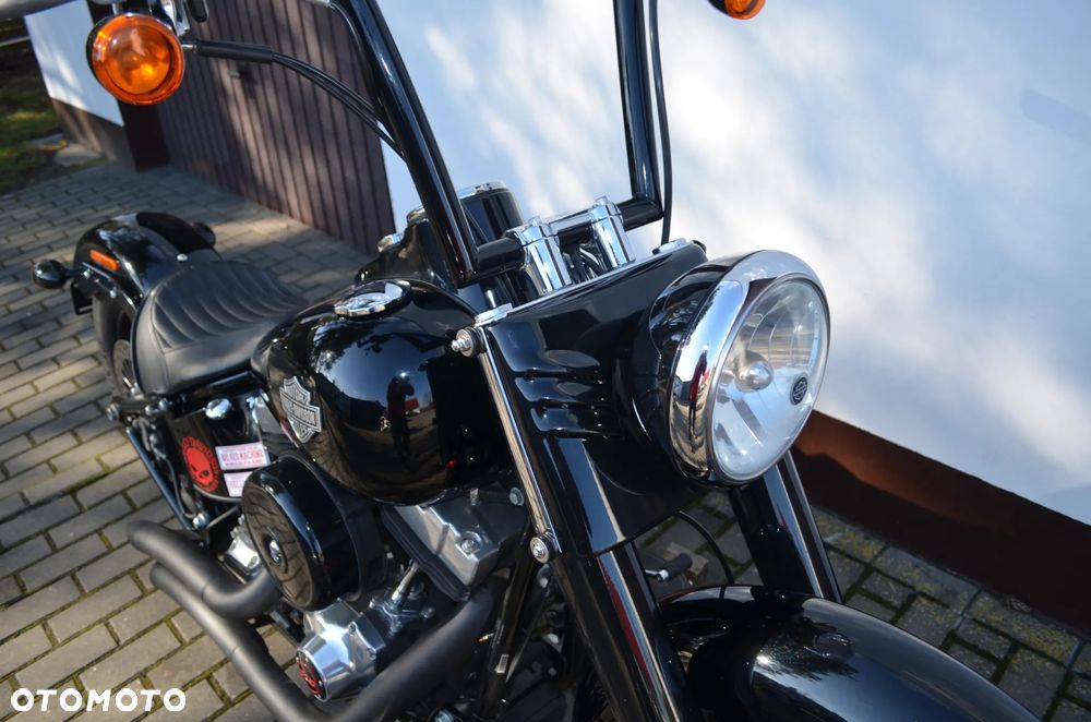 Harley-Davidson Softail Slim - 25