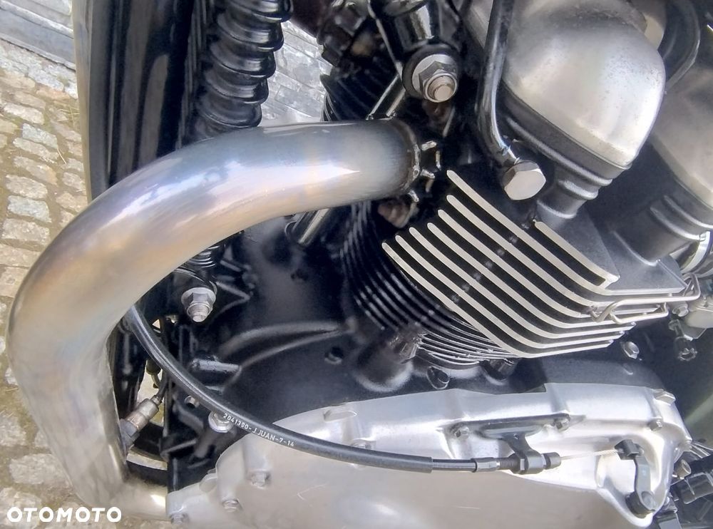 Triumph Thruxton - 36