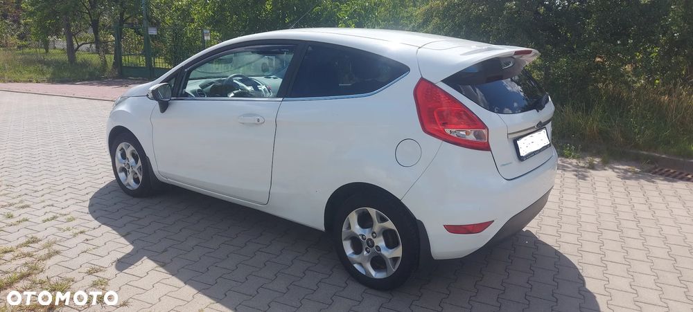 Ford Fiesta 1.4 Titanium - 8