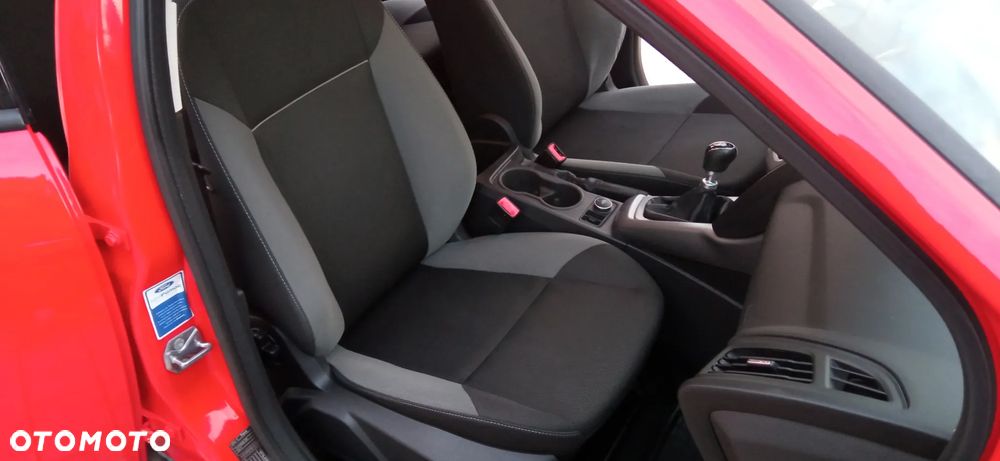 Ford Focus - 16