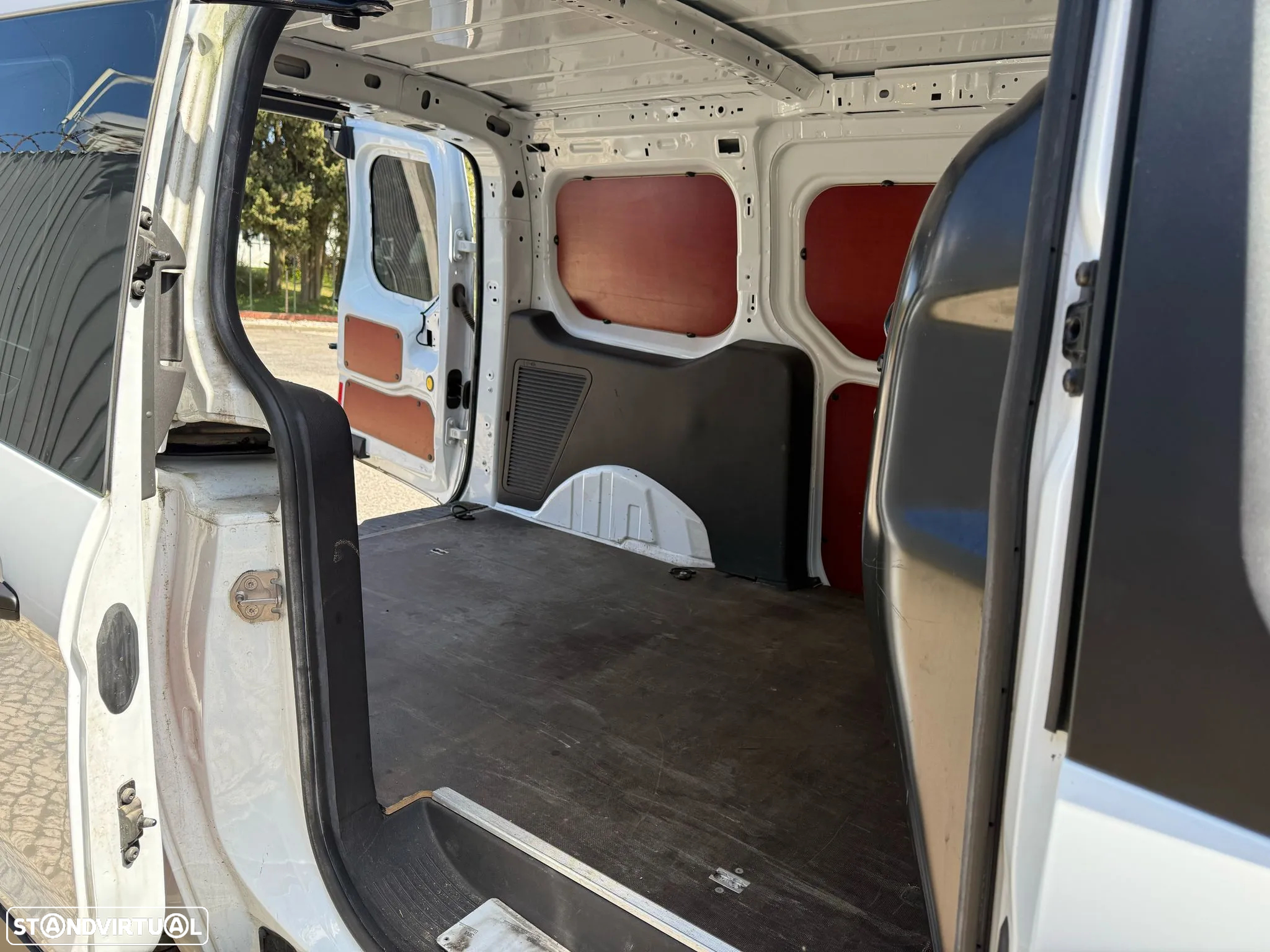 Ford Transit - 5