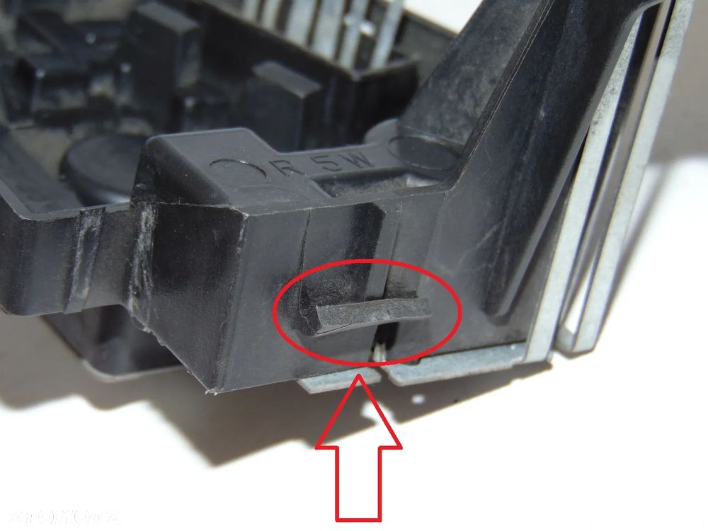 Wkład lampy prawej tylny tył prawy oprawka prawa Peugeot 307 FL lift HB hatchback 05-08r - 6