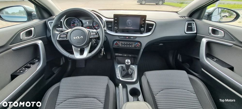 Kia Ceed 1.5 T-GDI M - 32